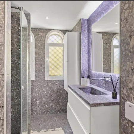 Дом отдыха Se8 - Stylish Townhouse With Rooftop Terrace *