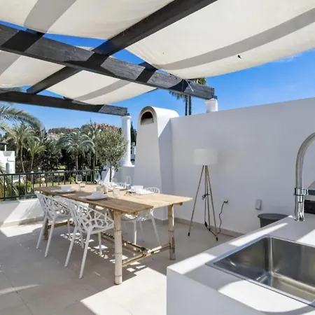 Se8 - Stylish Townhouse With Rooftop Terrace * Marbella